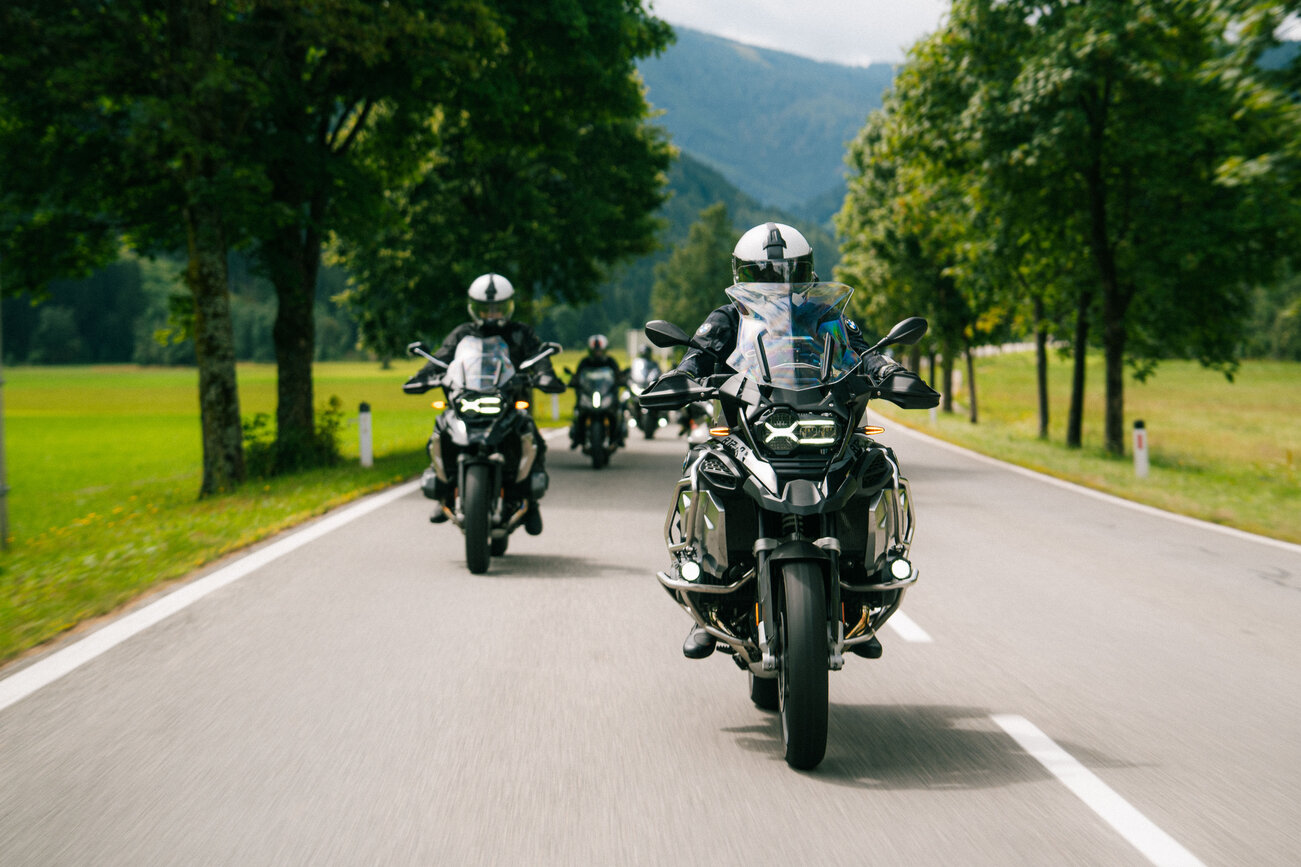 Sitemapcdatahttpwwdcellcare1comstilvolle Touren Mit Dem Motorrad Fotosnull